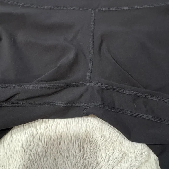 Lululemon Wunder Train High Rise Short 4” - Picture 4 of 6